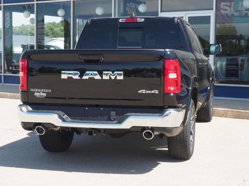 Diamond Black 2026 RAM 1500 Laramie