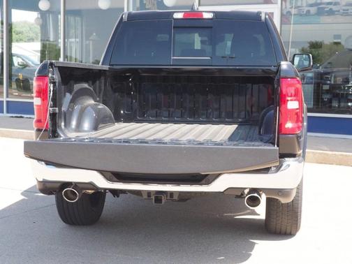 Diamond Black 2026 RAM 1500 Laramie