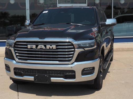 Diamond Black 2026 RAM 1500 Laramie