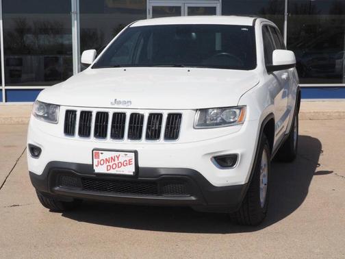 White 2016 Jeep Grand Cherokee Laredo