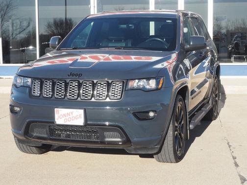 2017 Jeep Grand Cherokee Laredo