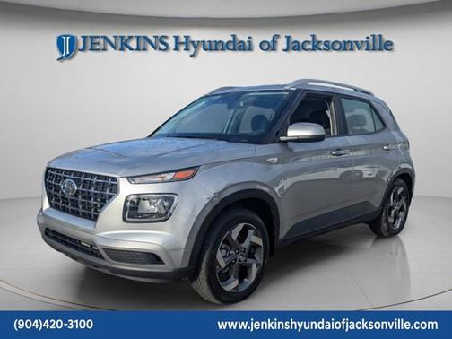 2024 Hyundai VENUE SEL