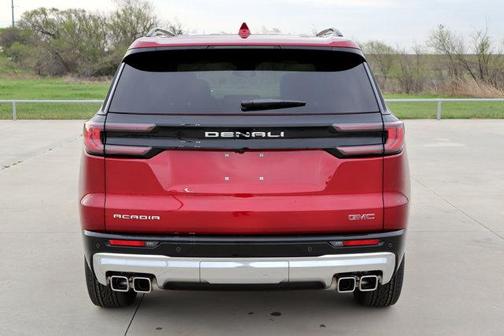 2025 GMC Acadia Denali