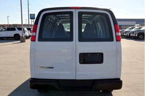 2025 Chevrolet Express 2500 Work Van