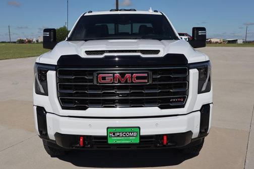 2025 GMC Sierra 2500 AT4