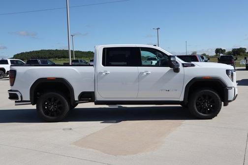 2025 GMC Sierra 2500 AT4