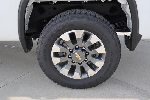 2025 Chevrolet Silverado 2500 Custom