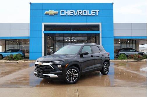 Mosaic Black Metallic 2025 Chevrolet Trailblazer LT