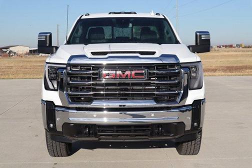 2026 GMC Sierra 3500 SLT