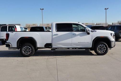 2026 GMC Sierra 3500 SLT