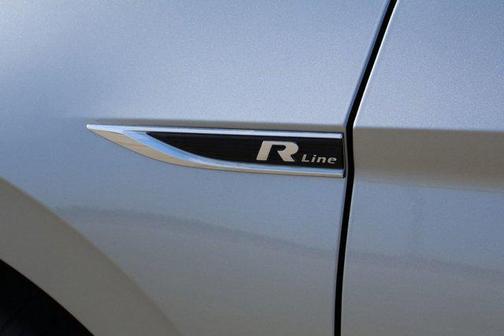 2020 Volkswagen Jetta 1.4T R-Line