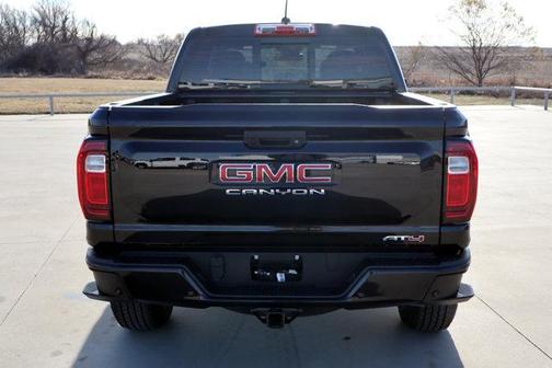 2025 GMC Canyon AT4