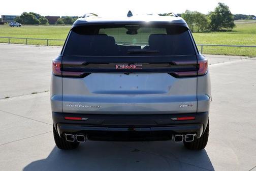 2025 GMC Acadia AT4