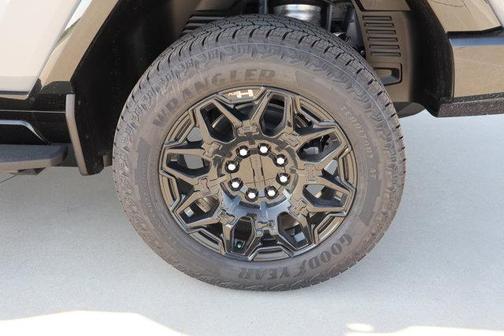 2025 GMC HUMMER EV Pickup 2X
