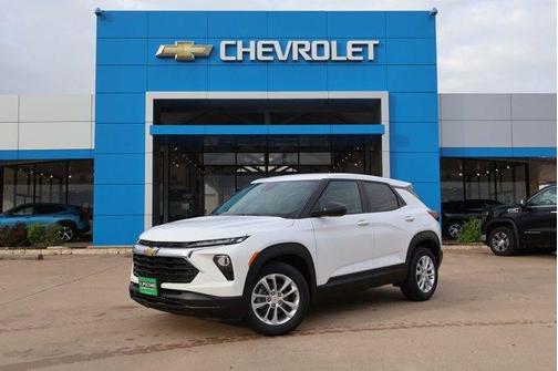 Summit White 2026 Chevrolet Trailblazer LS SUV