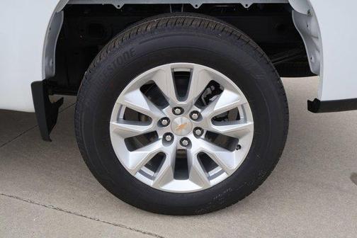 Summit White 2026 Chevrolet Silverado 1500 Custom