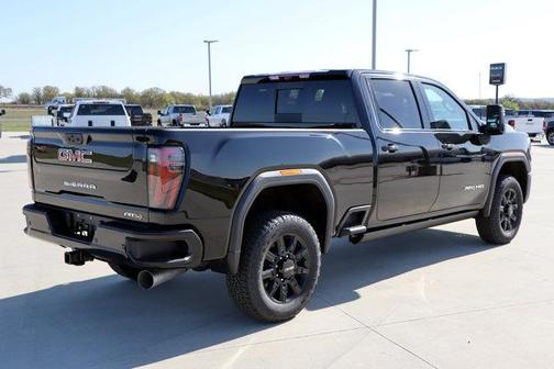 2025 GMC Sierra 2500 AT4