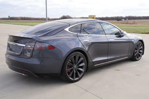 2015 Tesla Model S P85D