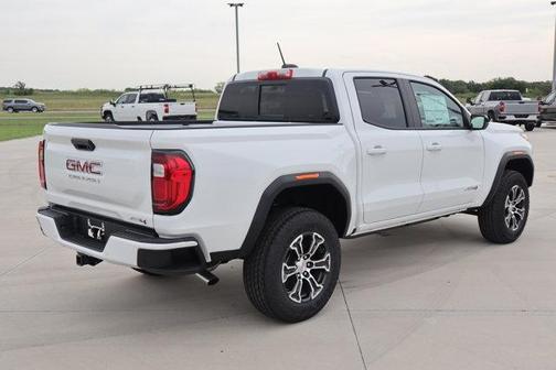 2025 GMC Canyon AT4
