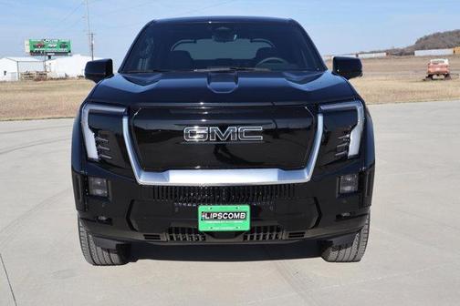 2025 GMC Sierra EV Denali