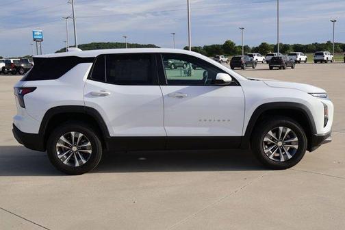Summit White 2026 Chevrolet Equinox LT