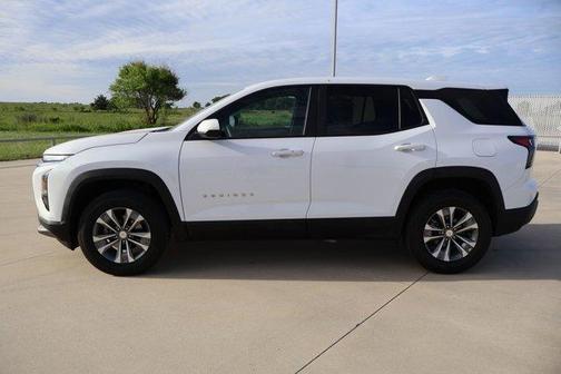 Summit White 2026 Chevrolet Equinox LT