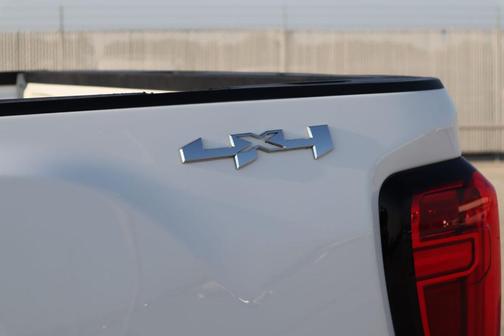 2022 GMC Sierra 2500 Pro