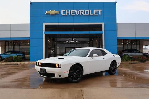 White 2021 Dodge Challenger SXT