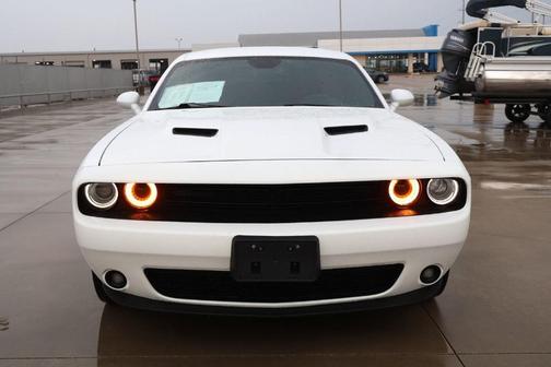 White 2021 Dodge Challenger SXT