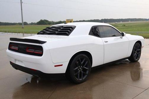 White Knuckle Clearcoat 2021 Dodge Challenger SXT