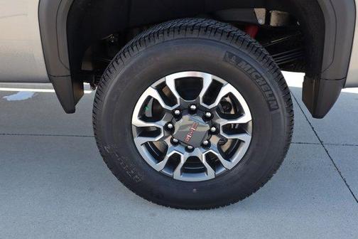 2026 GMC Sierra 3500 SLT