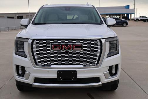 White Frost Tri-Coat 2021 GMC Yukon Denali