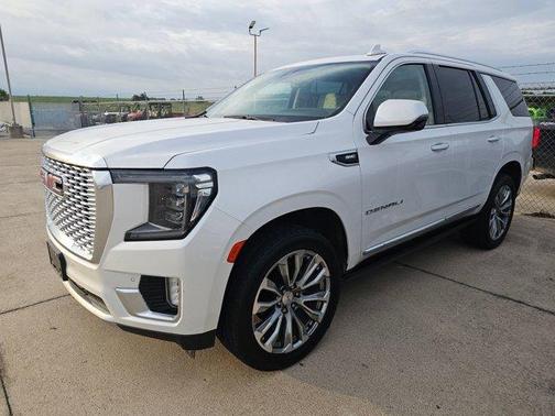 White Frost Tri-Coat 2021 GMC Yukon Denali