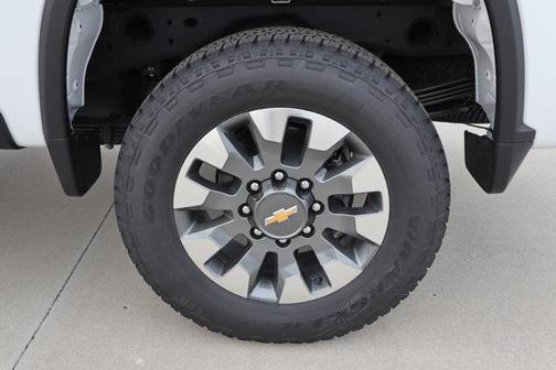2025 Chevrolet Silverado 2500 Custom