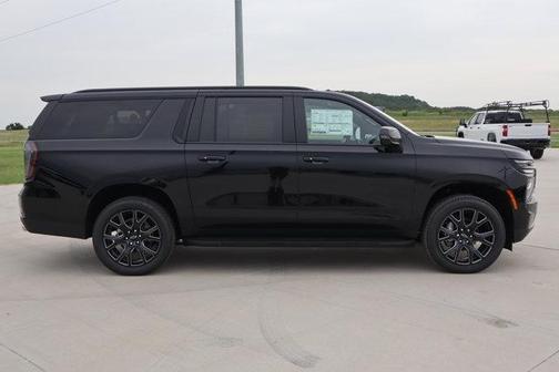 2025 Chevrolet Suburban RST
