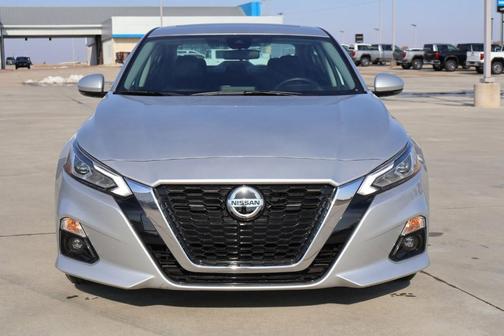 Silver 2021 Nissan Altima 2.5 SL