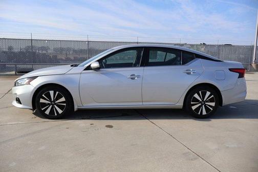 2021 Nissan Altima 2.5 SL