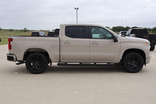 White Sand 2026 Chevrolet Silverado 1500 RST