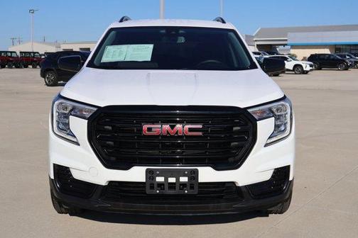Summit White 2023 GMC Terrain SLE