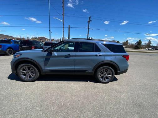 Vapor Blue 2026 Ford Explorer Active