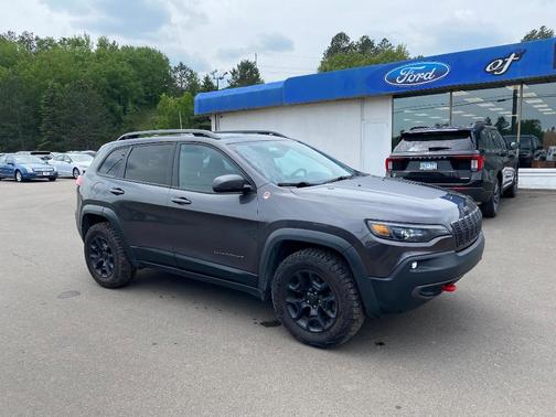 2020 Jeep Cherokee Trailhawk