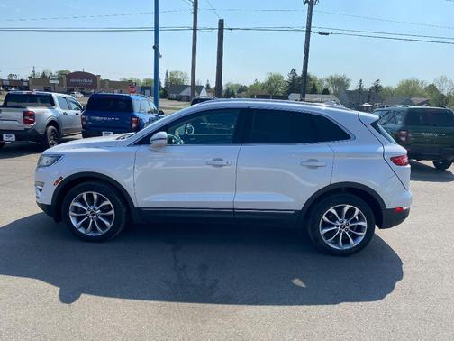 2017 Lincoln MKC Select