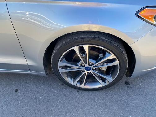 2020 Ford Fusion Titanium
