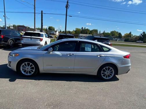 2019 Ford Fusion Hybrid SEL