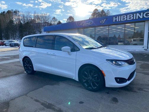 2019 Chrysler Pacifica Touring Plus