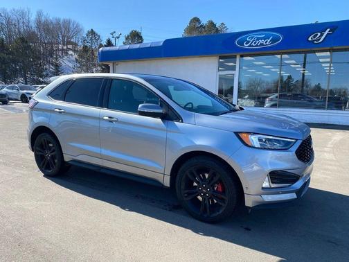 2022 Ford Edge ST