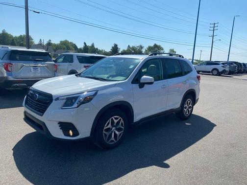 2023 Subaru Forester Premium