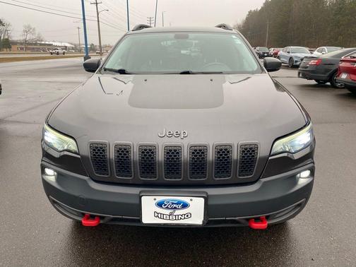 2020 Jeep Cherokee Trailhawk