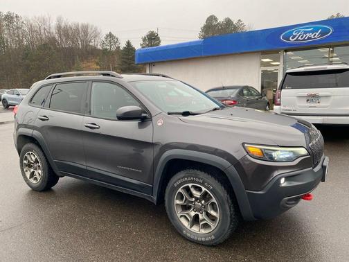 2020 Jeep Cherokee Trailhawk