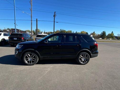 2017 Ford Explorer sport